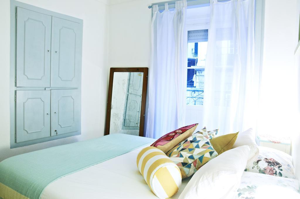 Apartamento Downtown Doll'S House Lisboa Habitación foto